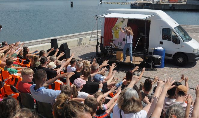 Tijl Damen Speelt Met Publiek – kinder-/familievoorstelling