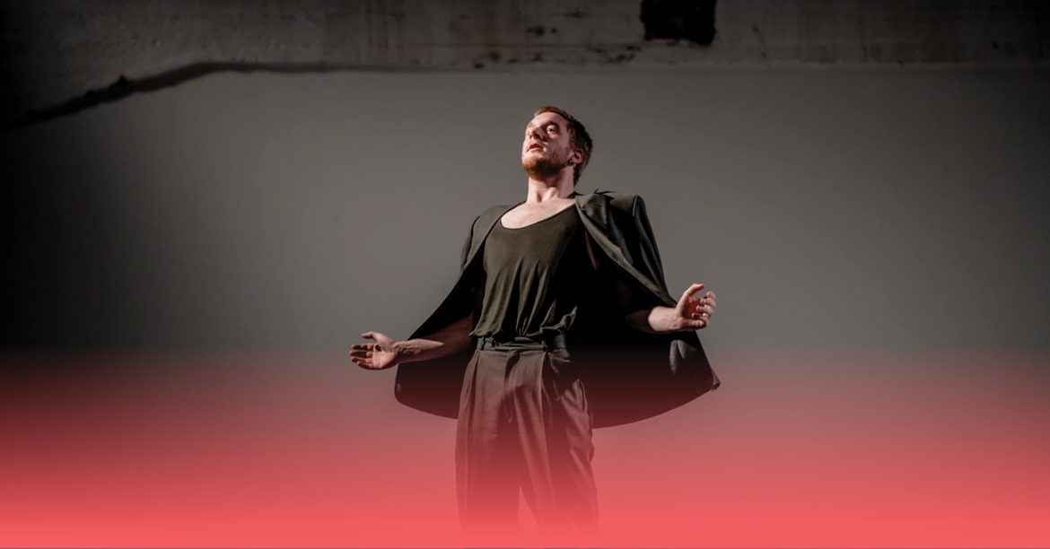 Conny Janssen Danst Monuments in solitude