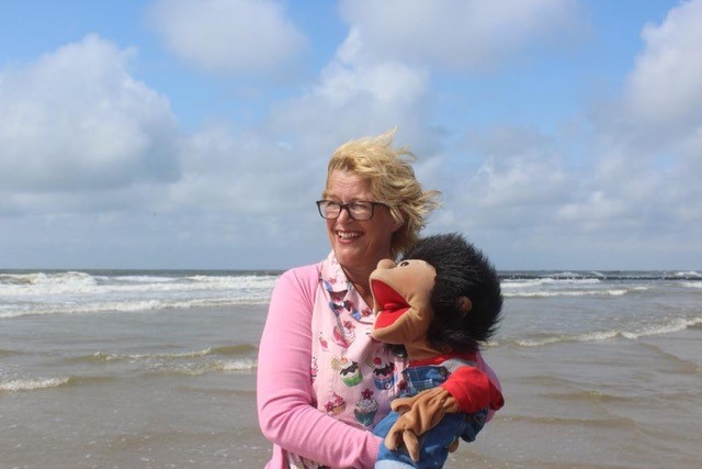 Tante Thee gaat naar Zee