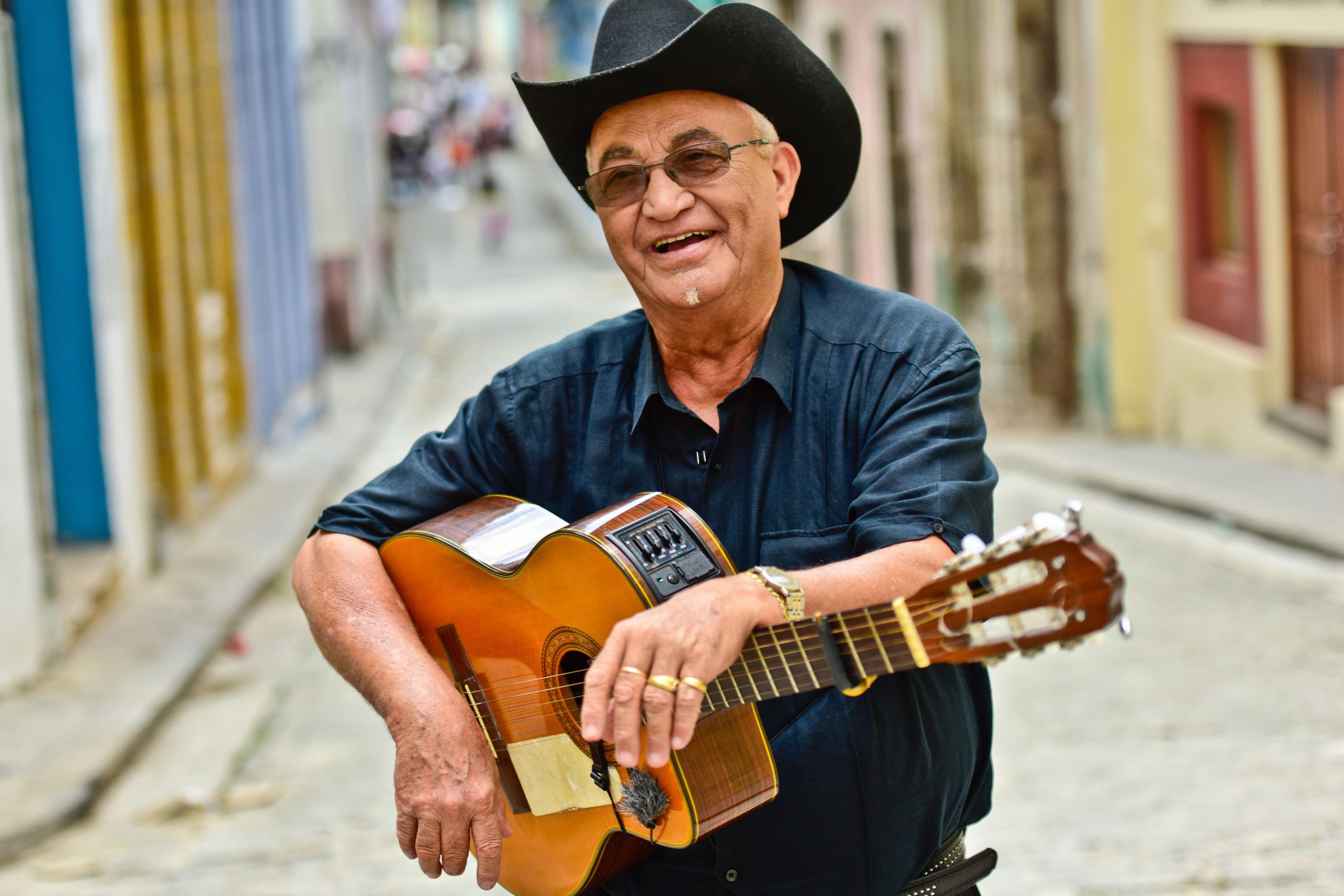 Eliades Ochoa