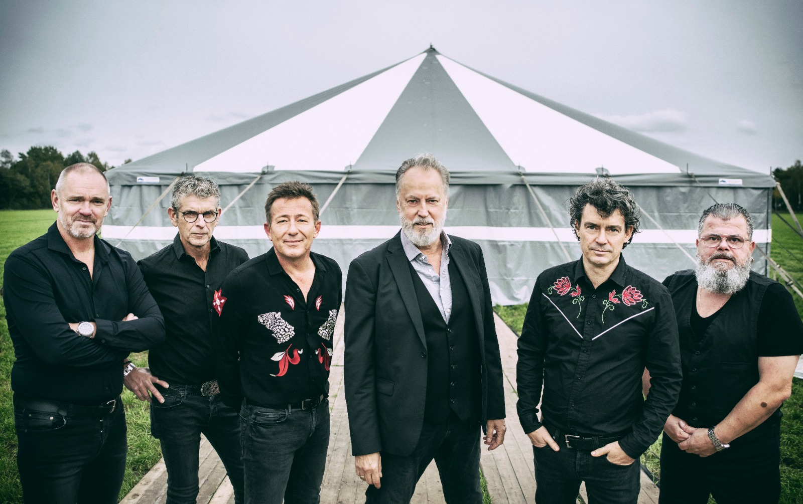 Rowwen Hèze – Onderaan Beginne