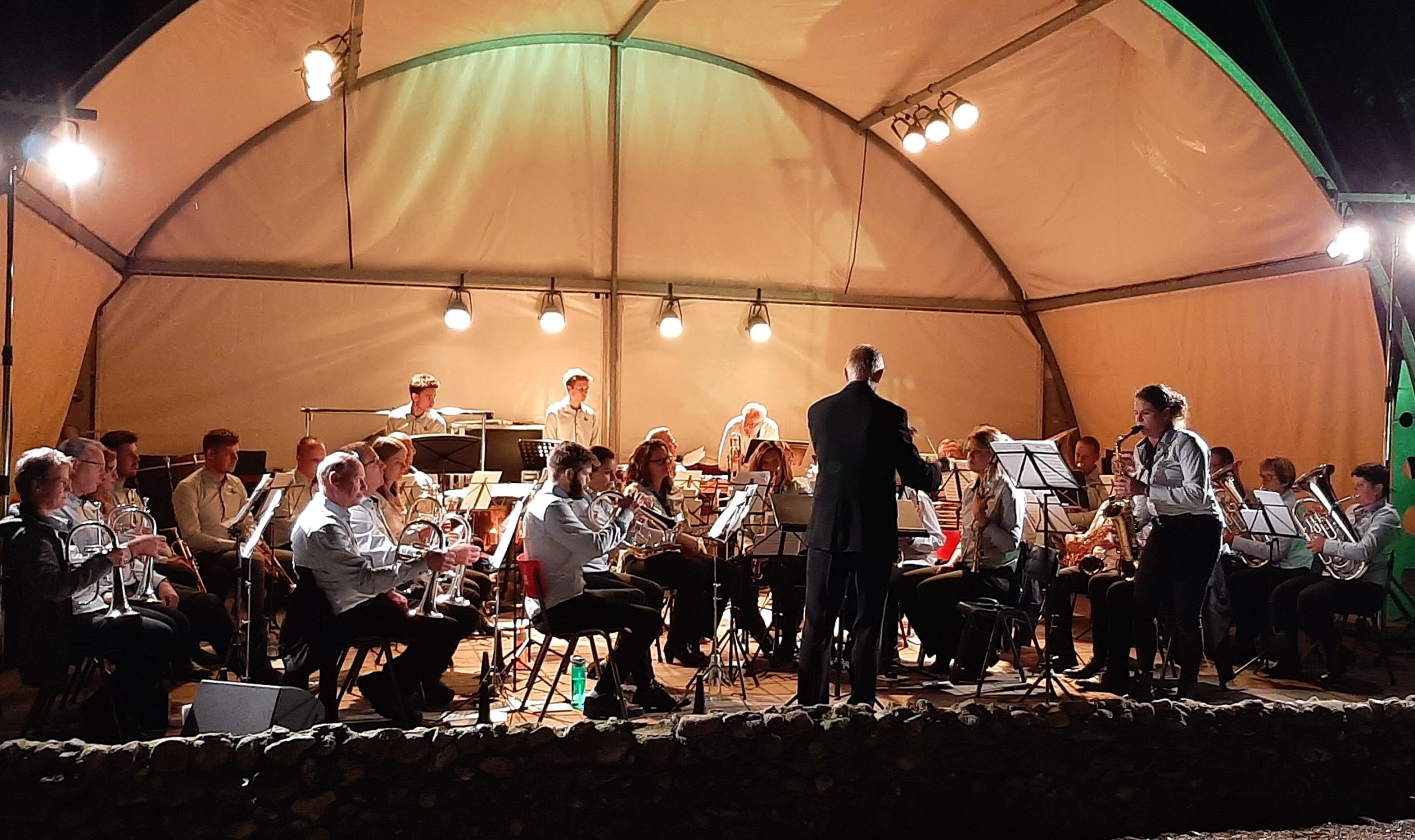 Fanfare speelt popklassiekers