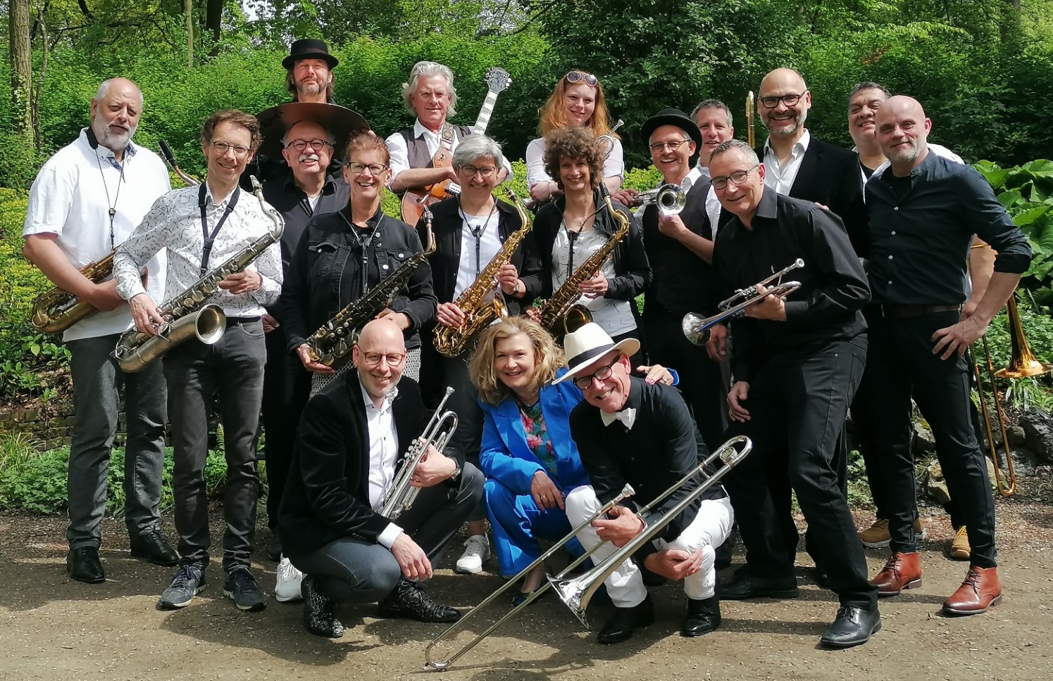 Deventer Jazz Orkest – Let’s face the music (and dance)